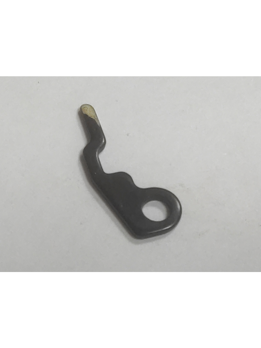 Прижимной язычок левый  #C4072-02A-PY для подшивочной машины BabyLock BL101